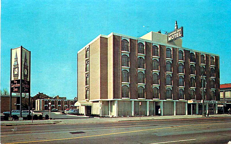 London Inn Motel - Postcard